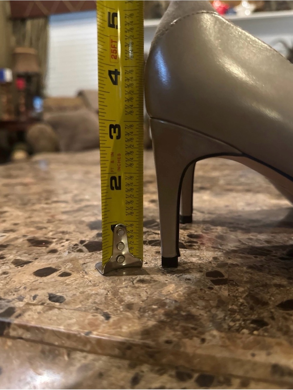 Sam Edelman Hazel Pointed Toe Pumps. - Picture 8 of 8
